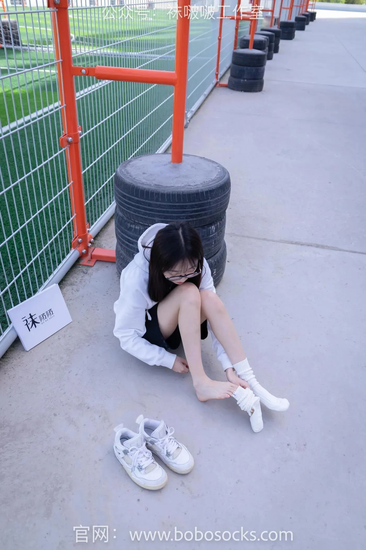 [BoBoSocks袜啵啵]NO.103 稚予-AJ篮球鞋、白棉袜、裸足 [134P]插图3